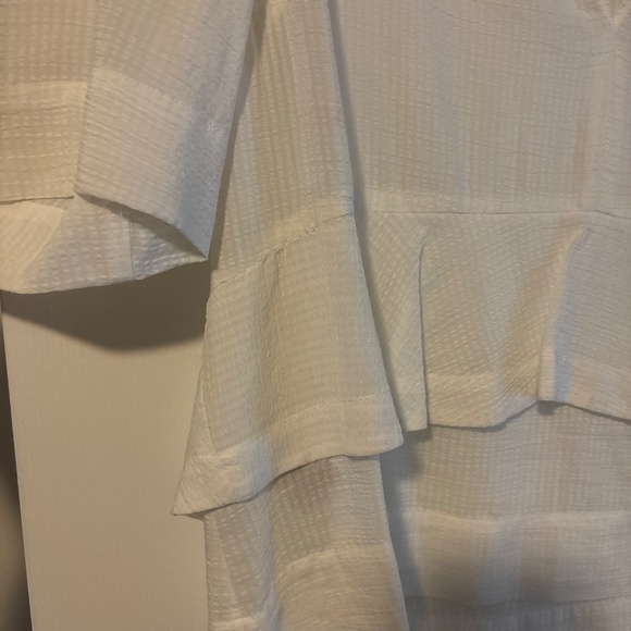 BCBG MaxAzria white blouse - Picture 3 of 7